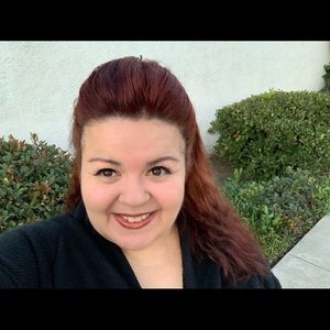 Meet your Posher, Stacy